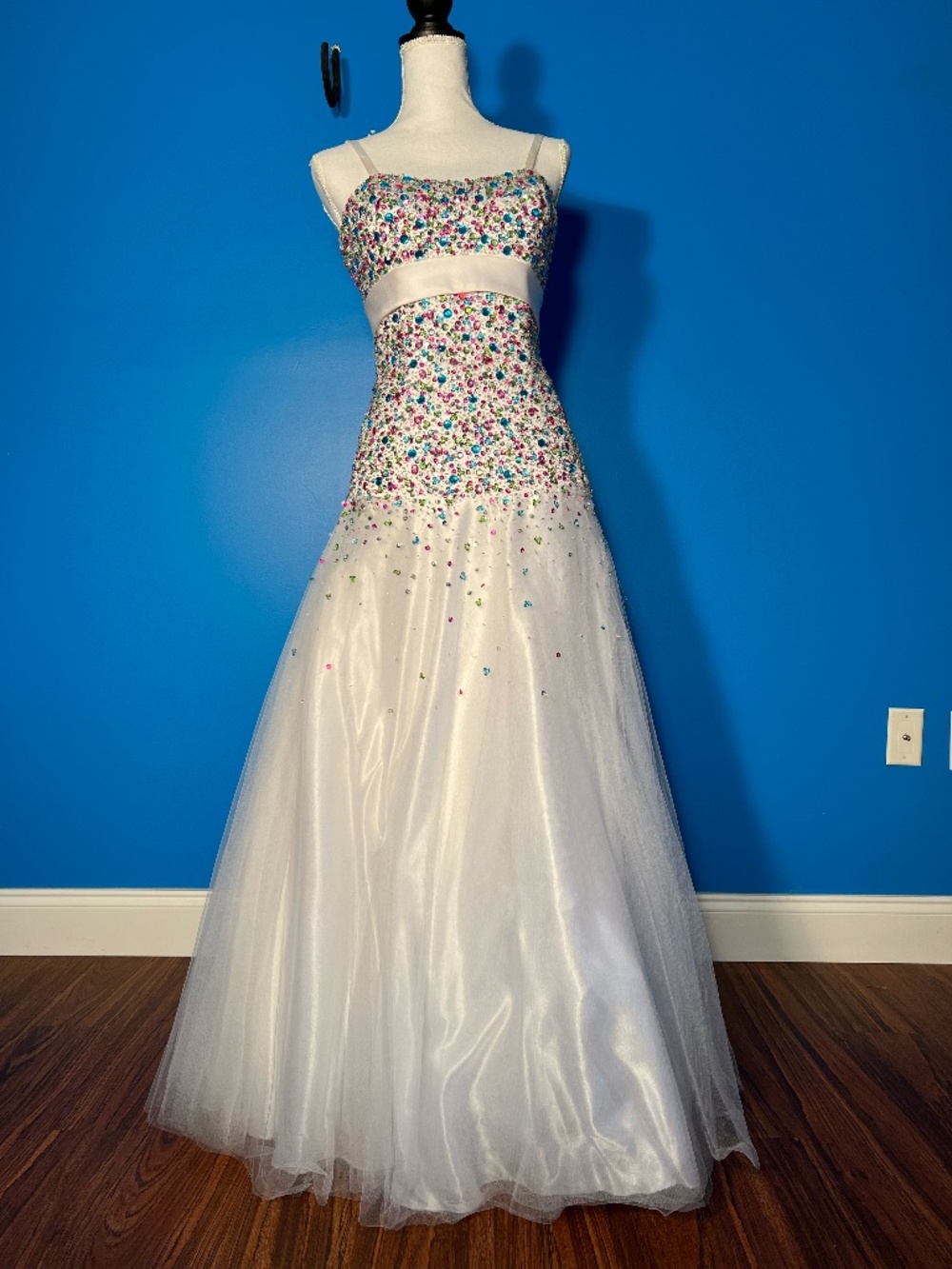 Girls Size 10 beaded white formal dress